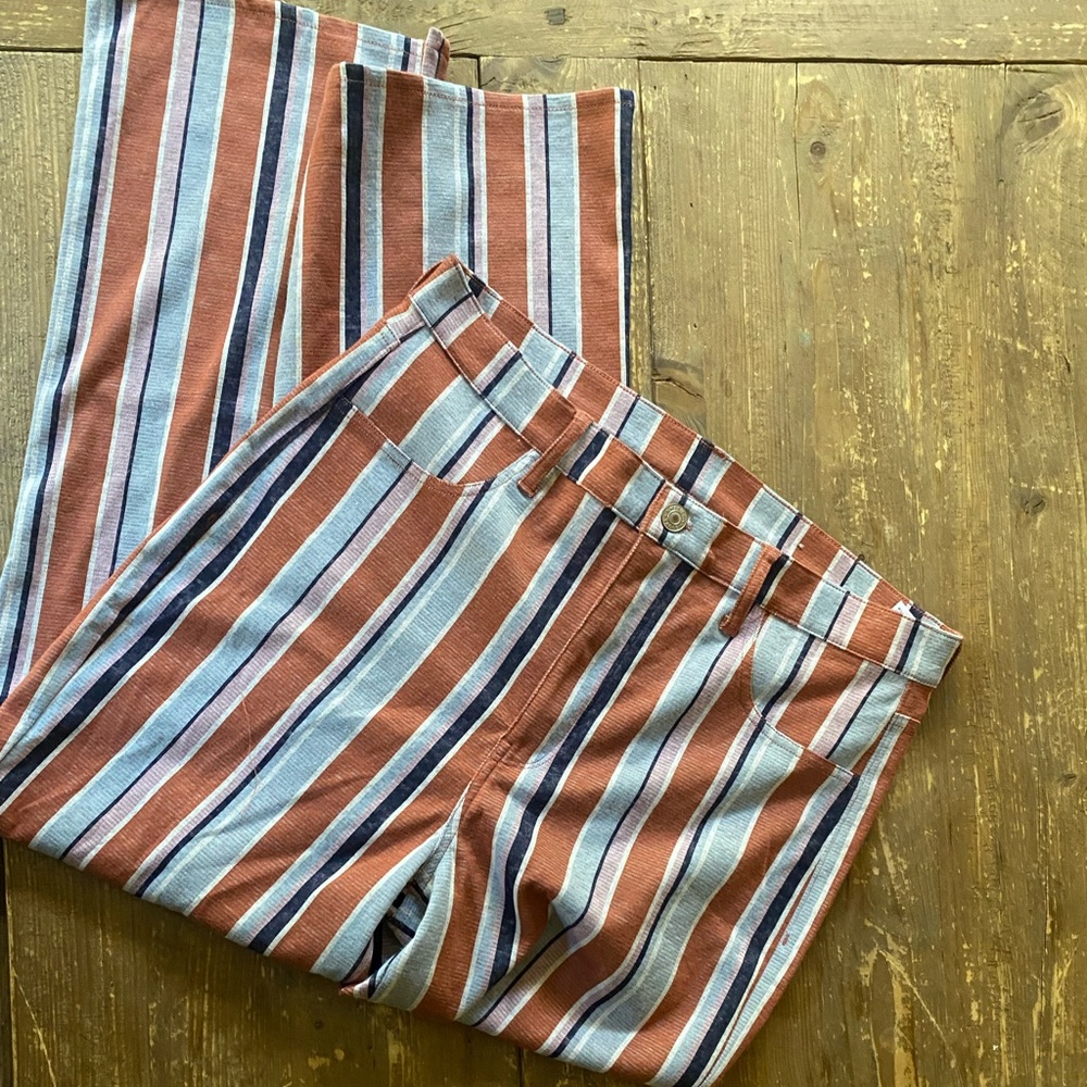 Cute cropped striped pants grey rust and black
